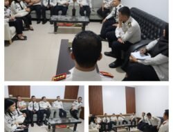 RAPAT PEKANAN PEJABAT STRUKTURAL, KABAPAS MAKASSAR TEKANKAN EVALUASI DAN PENGUATAN KINERJA